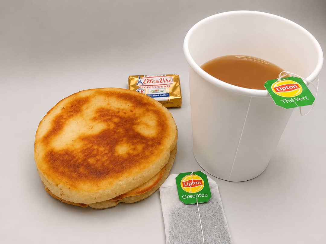 Greentea au pancake moelleux avec une touche de beurre